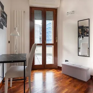 https://apt-attico-vicino-milano-mxp-rho-fiera.it-lombardy.com