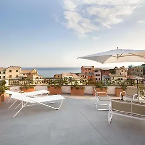 the-sunset-suite-vernazza.hotelitalianriviera.com/