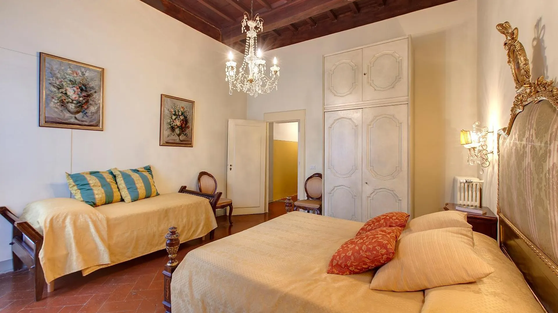 Palazzo Bucciolini Apartment Florence