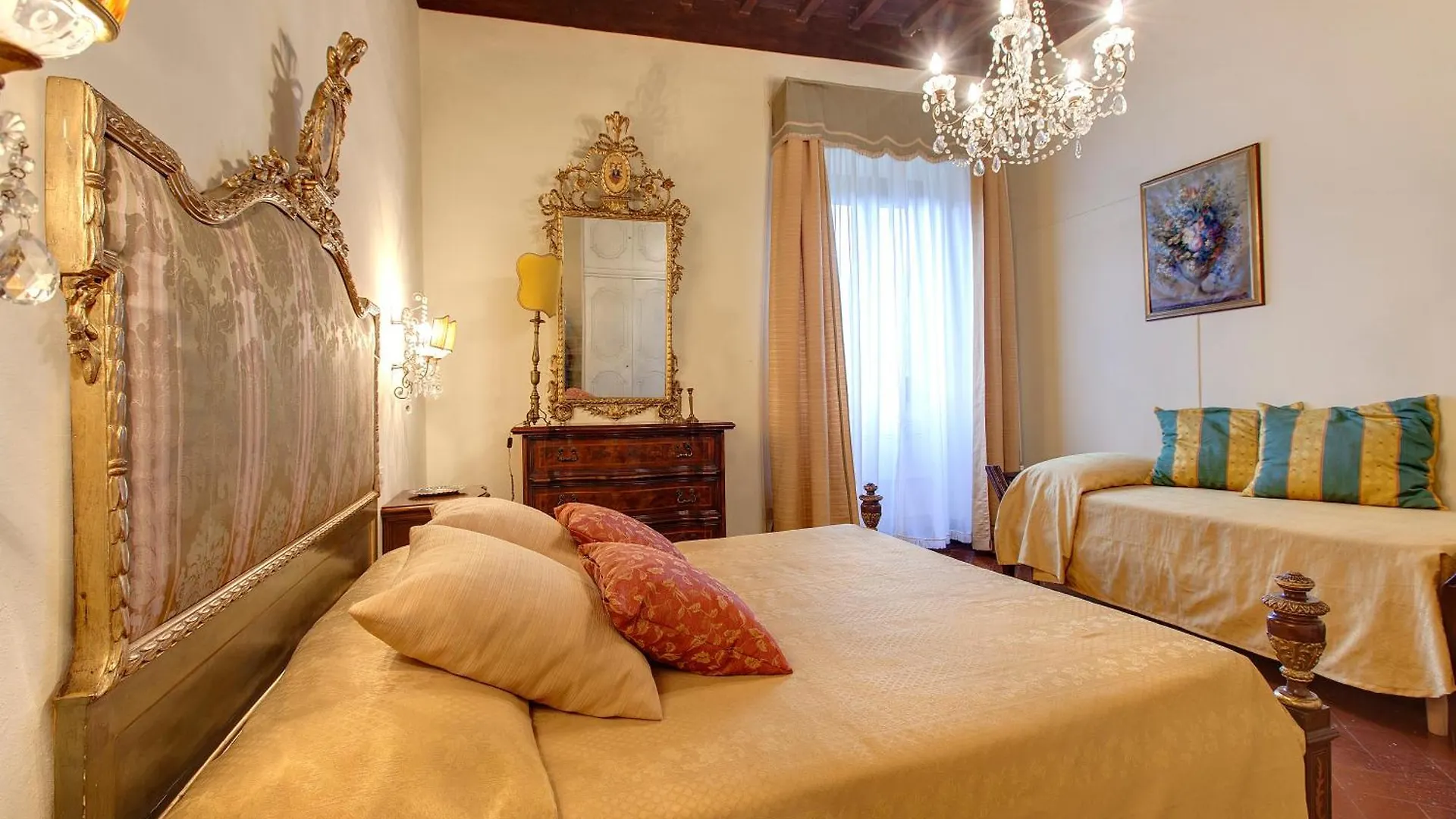 Palazzo Bucciolini Apartment Florence